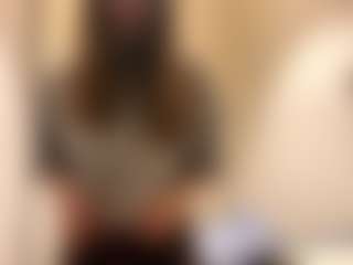 Live cam show with Emma - College on Camsoda Late Night