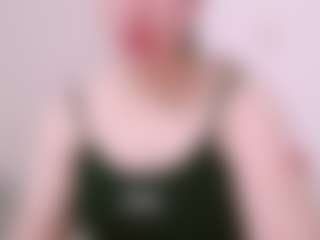 Live cam show with Ziment-Water - New Teen (18+) on Milfs Live