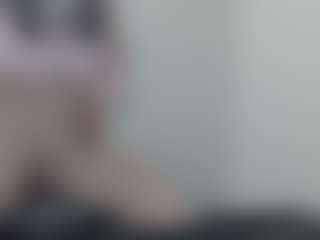 Alizebaby18's Live Sex Cam Show