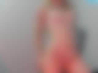 Alizebaby18's Live Sex Cam Show