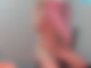 Alizebaby18's Live Sex Cam Show