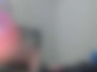Alizebaby18's Live Sex Cam Show