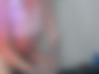 Alizebaby18's Live Sex Cam Show