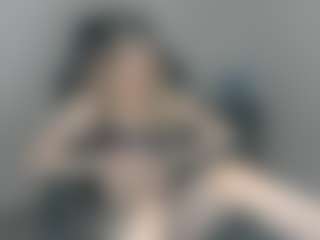 Alizebaby18's Live Sex Cam Show