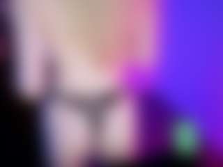 Alizebaby18's Live Sex Cam Show