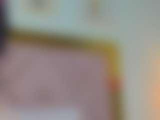 celeste-bunny18's Live Sex Cam Show