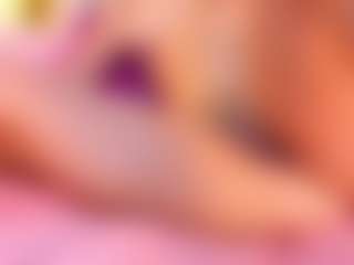 celeste-bunny18's Live Sex Cam Show