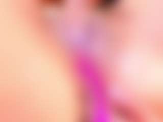 Live cam show with celeste-bunny18 - New Toys on Soda Cam