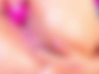 celeste-bunny18's Live Sex Cam Show