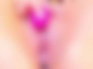 celeste-bunny18's Live Sex Cam Show