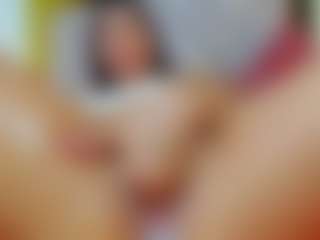celeste-bunny18's Live Sex Cam Show