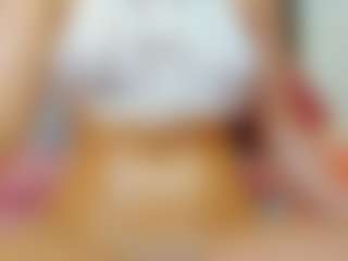 celeste-bunny18's Live Sex Cam Show
