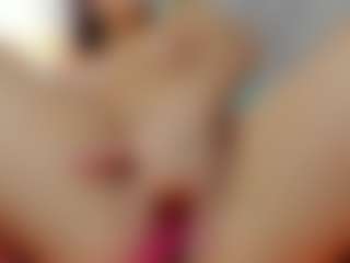 celeste-bunny18's Live Sex Cam Show