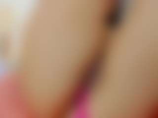 celeste-bunny18's Live Sex Cam Show