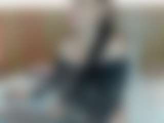 Live cam show with charlotte-13x - Mature MILF on StripNow