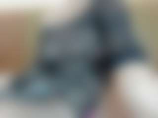 charlotte-13x's Live Sex Cam Show