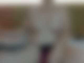 charlotte-13x's Live Sex Cam Show