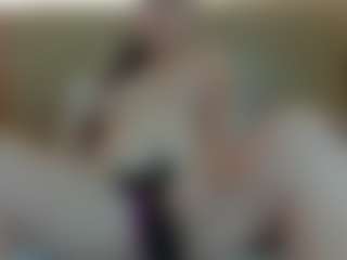 charlotte-13x's Live Sex Cam Show