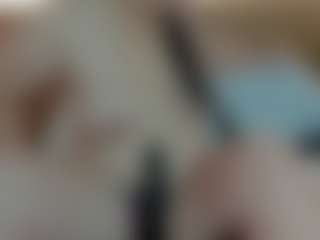 charlotte-13x's Live Sex Cam Show