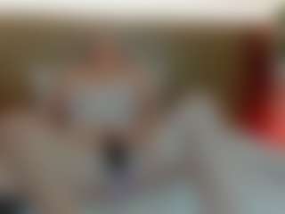 charlotte-13x's Live Sex Cam Show