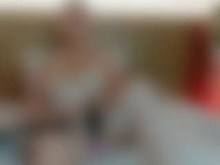 charlotte-13x's Live Sex Cam Show