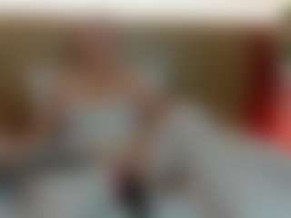 charlotte-13x's Live Sex Cam Show
