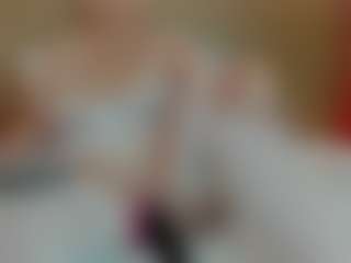 charlotte-13x's Live Sex Cam Show