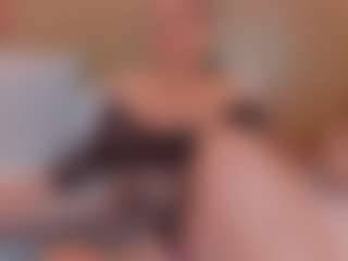charlotte-13x's Live Sex Cam Show