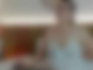 charlotte-13x's Live Sex Cam Show