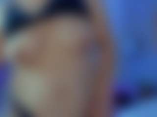 charlotte-13x's Live Sex Cam Show