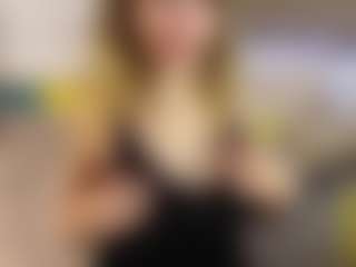 Live cam show with Melissa - Gray Eyes on TottyGirls