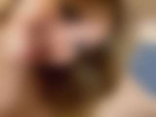 Live cam show with Melissa - Athletic Teen (18+) on Porn Luv