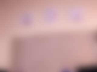 Live cam show with Stefa-rosse - Petite on CamSodaAdn