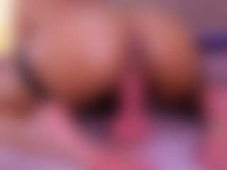 Live cam show with Stefa-rosse - Cowgirl on chickslive.net