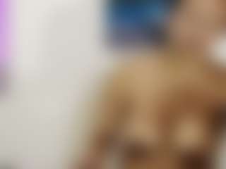 Catherinebrowm's Live Sex Cam Show