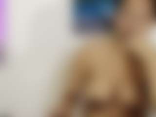 Catherinebrowm's Live Sex Cam Show