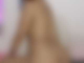 Live cam show with Catherinebrowm - Black Middle Aged on CamwithHer