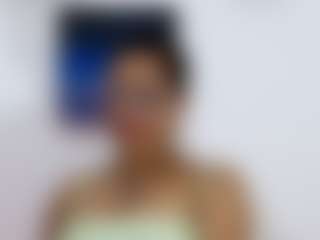 Live cam show with Catherinebrowm - Black HD on livesuperchat.net