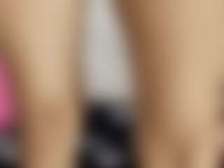 Live cam show with Catherinebrowm - Hairy Pussy MILF on Camsoda