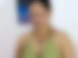 Live cam show with Catherinebrowm - Genital Piercings on CamClone