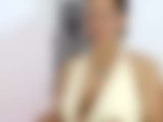 Catherinebrowm MILF webcam performer live streaming