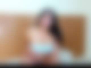 Live cam show with CRYSTALFOX26 - Natural on Camsoda