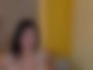 Live cam show with CRYSTALFOX26 - Green Eyes on Camsoda