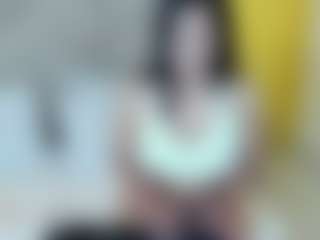 Live cam show with CRYSTALFOX26 - Public on eurowanks.com