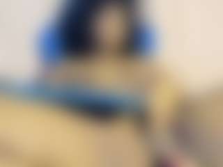 Cutteslutty's Live Sex Cam Show