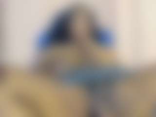 Live cam show with Cutteslutty - Sexy on Camsoda