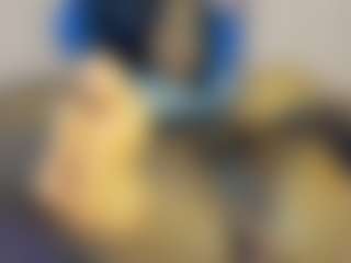 Cutteslutty's Live Sex Cam Show