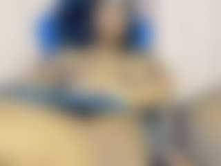 Live cam show with Cutteslutty - Hairy Pussy on Camsoda