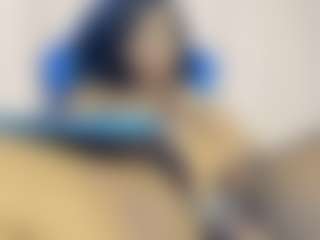 Cutteslutty's Live Sex Cam Show