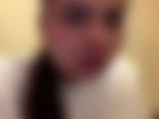Live cam show with CythiaKiel - Handjob on alttransgirls